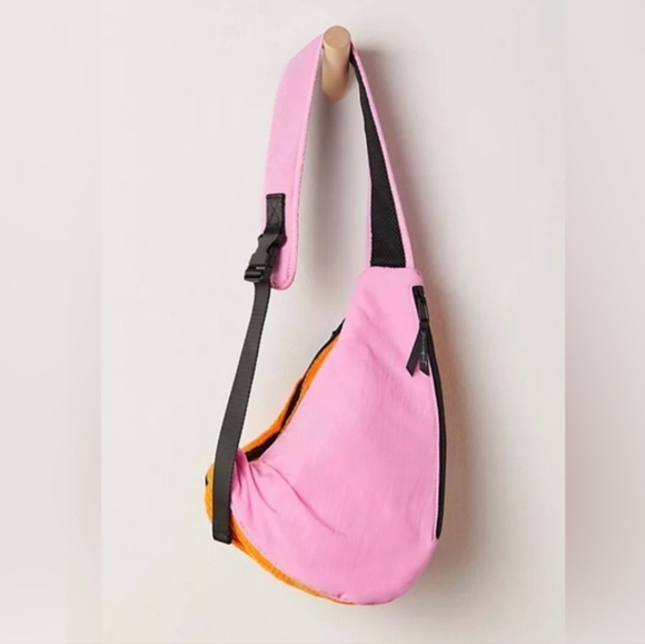 Free People Movement Cold Shoulder Sling Bag Citrus - Picture 2 of 3